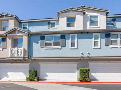 3030 Beachwood Bluff Way