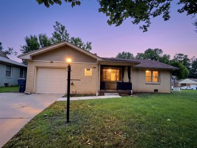 2048 S Ridgewood Dr