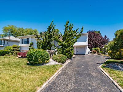36 Elaine Drive