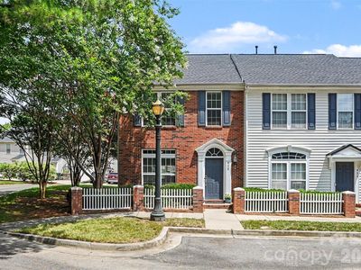 929 Coolsprings Ln
