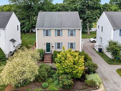 10 Brook St