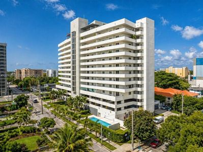 36 NW 6th Ave APT 805