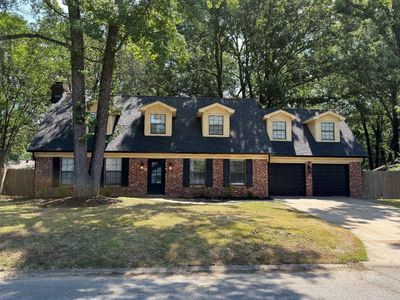 10 Woodbridge Dr