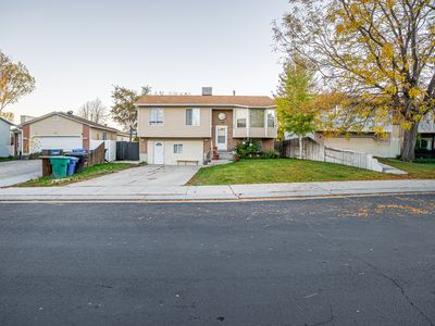 4983 Shooting Star Ave