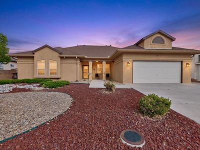 2441 Manzano Loop NE
