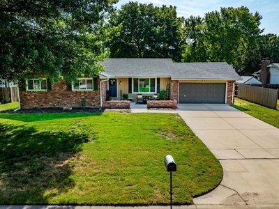 1324 N Valleyview St