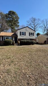 501 Faye St