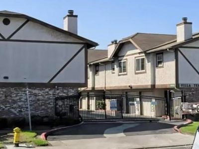1324 Villa Tempra Dr