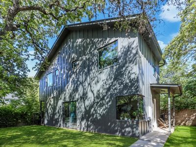 706 Valdez St #2