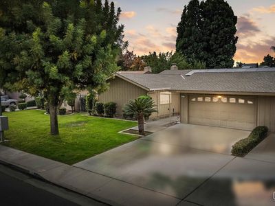 Property at 517 New Stine Rd, Bakersfield, CA