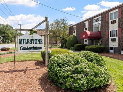 215 Chelmsford St Unit 4