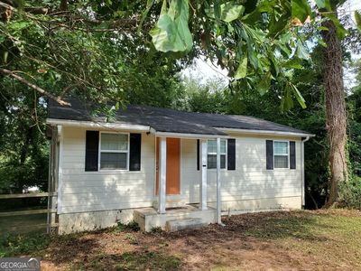 2173 Stockbridge Dr