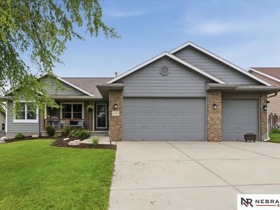 Property at 21202 Shiloh Dr, Gretna, NE