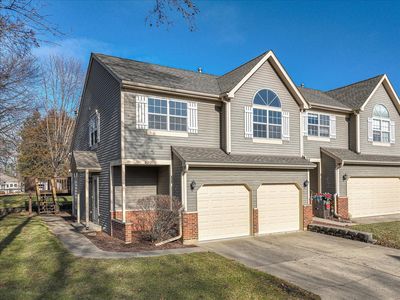 Property at 420 Dunridge Cir, Dundee, IL