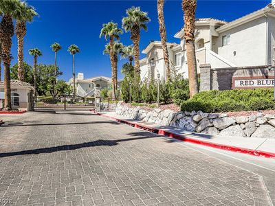 1500 Ruby Cliffs Ln Unit 201