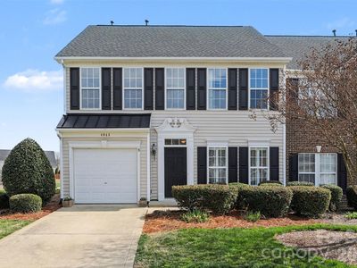 4043 Holly Villa Cir