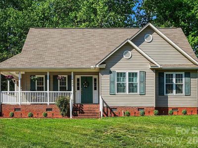 Property at 409 Chinaberry Dr, China Grove, NC