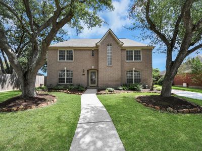 2502 Fairwind Dr