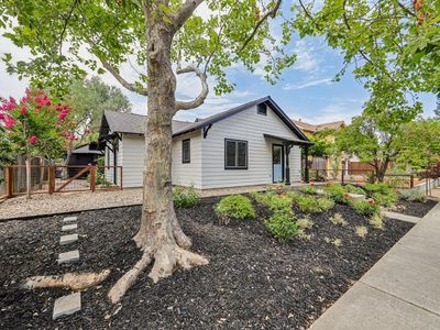 1652 Voorhees Circle