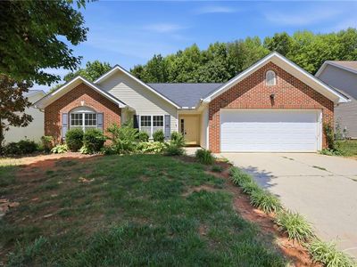 514 Walnut Crossing Dr