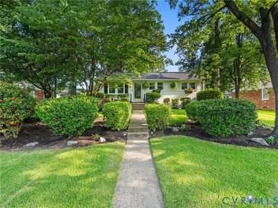 2328 Leah Rd