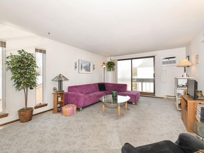 1876 Haymarket ROAD #8