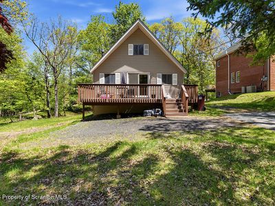 Property at 127 Sandstone Dr, Dingmans Ferry, PA