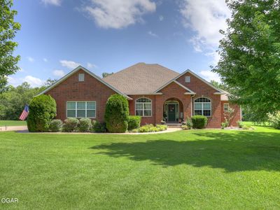 2175 N Loma Linda Dr