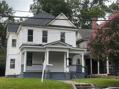 223 Clay St