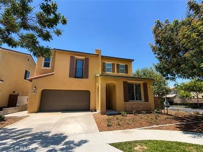4904 S Rosemary Way