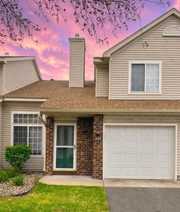 Property at 630 Knights Bridge Rd, New Brighton, MN
