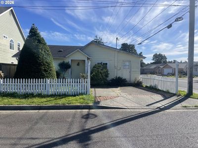 Property at 1610 36th St, Florence, OR