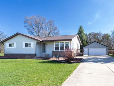 S17W37015 Henry STREET