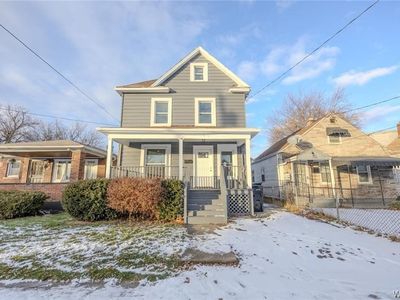 2658 Niagara Ave