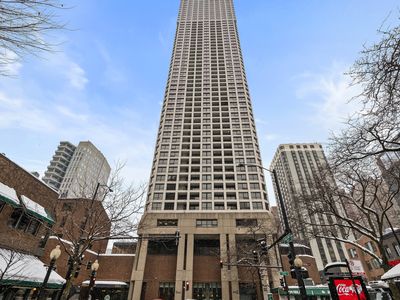 1030 N State St APT 34D