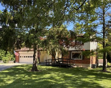 8125 Woodward Dr