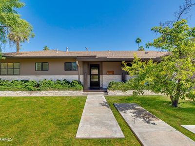 3312 E GLENROSA Avenue