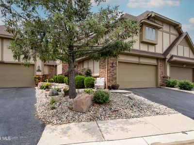1608 Saddlebrook Ct #C
