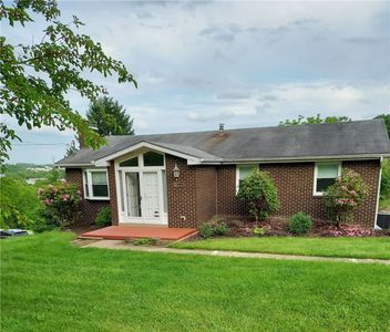 1046 Elicker Rd