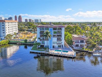 1839 Middle River Dr #302