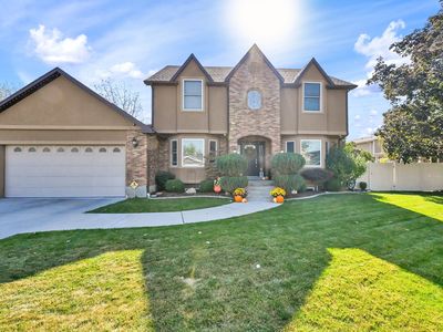 1358 E Heatherton Cir