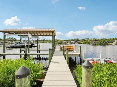 806 Blue Heron Blvd