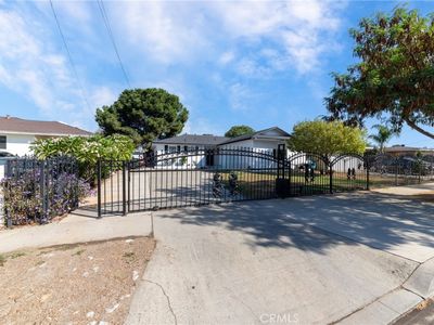 17452 Fairview Rd