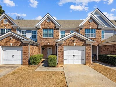 Property at 321 Village Dr, Loganville, GA