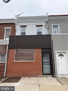 895 N 66th St