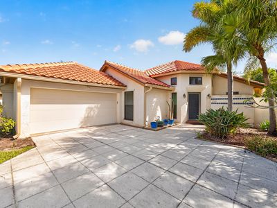 2988 SW Mariposa Circle