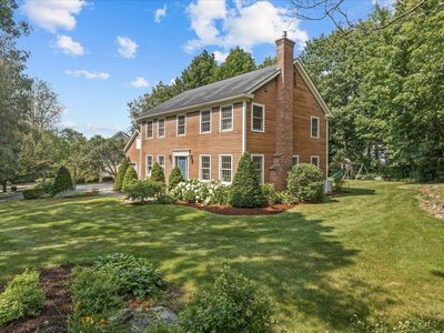 10 Brownell Way