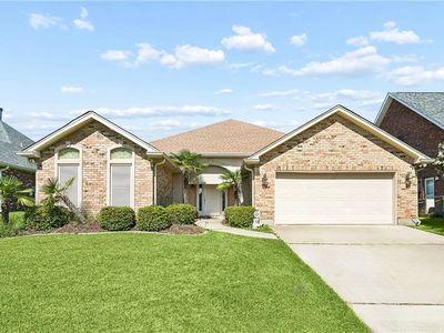 Property at 203 Chimaera Ln, Saint Rose, LA