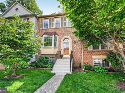 4239 Sleepy Lake Dr