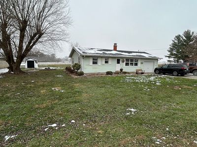 Property at 10533 N 305th St, Casey, IL